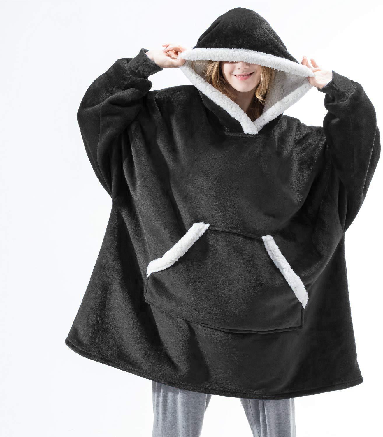 Oversized Hoodie Blanker